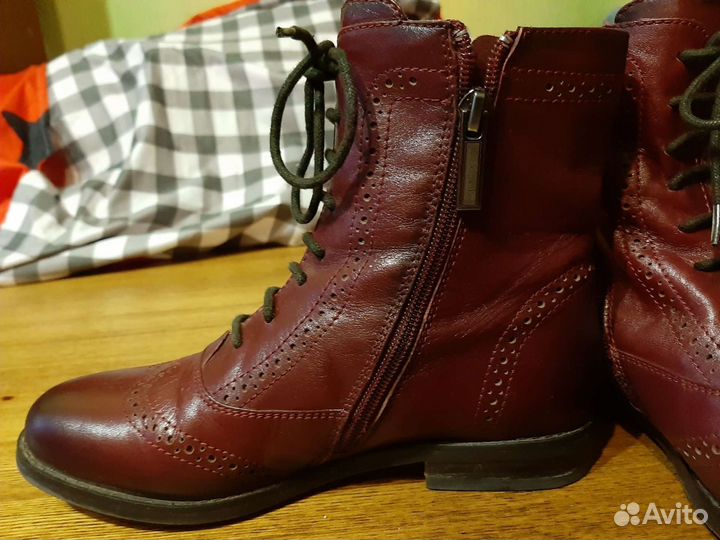 Ботинки женские размер 35