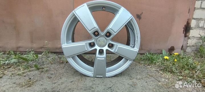 Автомобильные диски r16