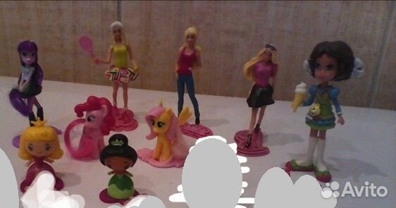 Принцессы и поняшки из киндеров