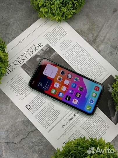 iPhone 11, 64 ГБ