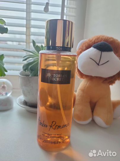 Парфюмированный спрей для тела Victoria's Secret