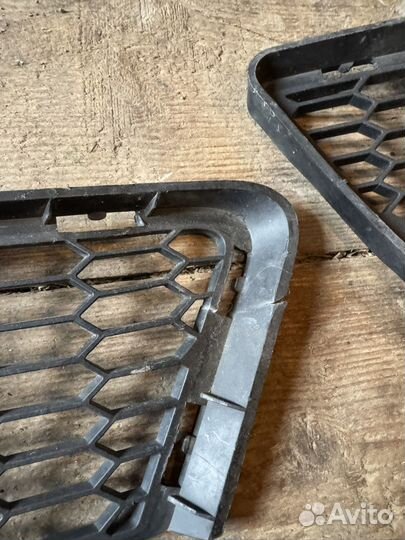 Решетки на m бампер е90