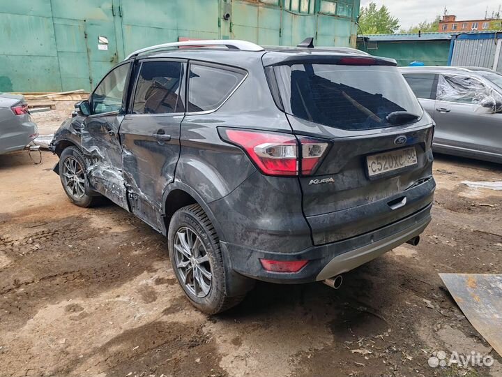 Автомобиль в разборе Ford Kuga (2 поколение, 2 рес