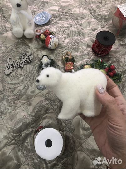 Новогодние игрушки