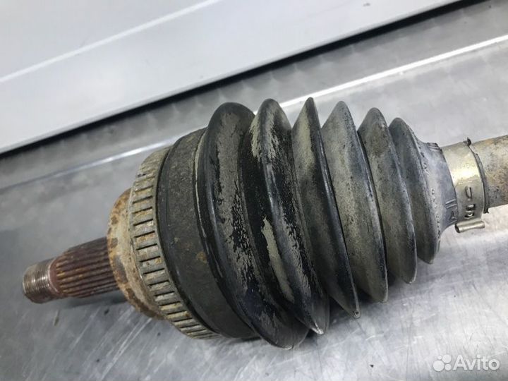 Привод задний левый Land Rover Freelander L314