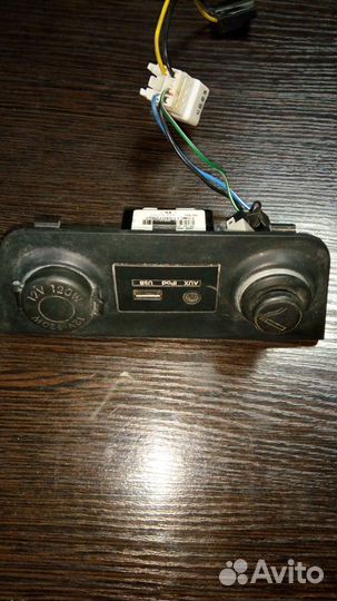 Ai 30 Панель USB AUX iPod.прикуривателем
