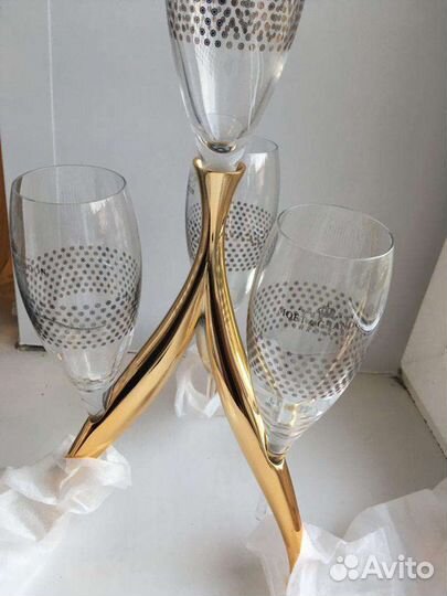 Поставка с бокалами Moët & Chandon