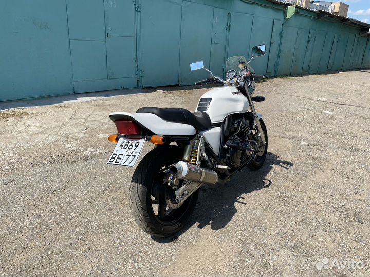 Мотоцикл Honda cb400 super four