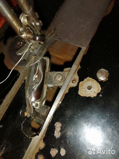 Швейная машина Singer