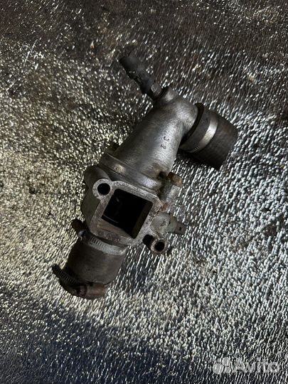 Корпус термостата змз 405 406 409