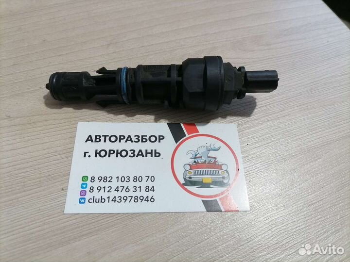 Датчик скорости Renault Logan