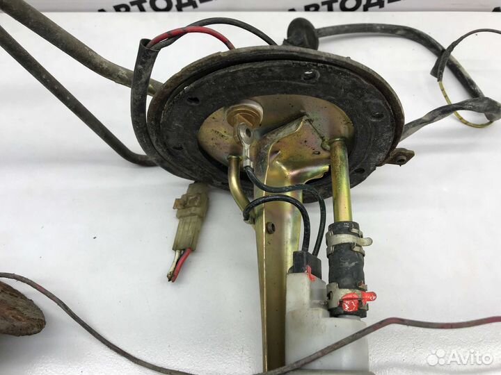 Бензонасос в сборе Daihatsu Gran Move 2000 г.в