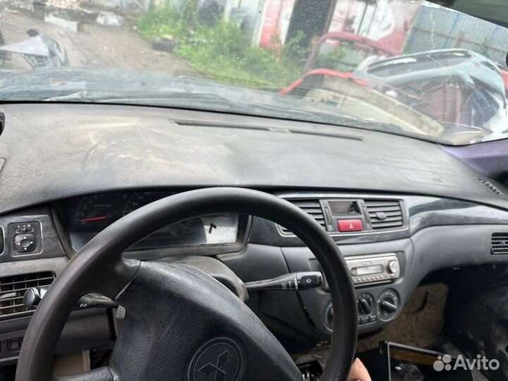 Торпедо Mitsubishi Lancer 9 4G18 2005