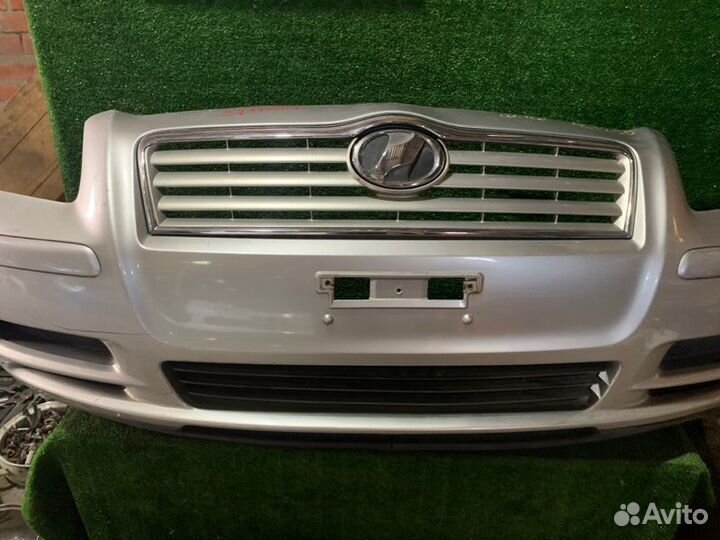 Бампер передний Toyota Avensis AZT250