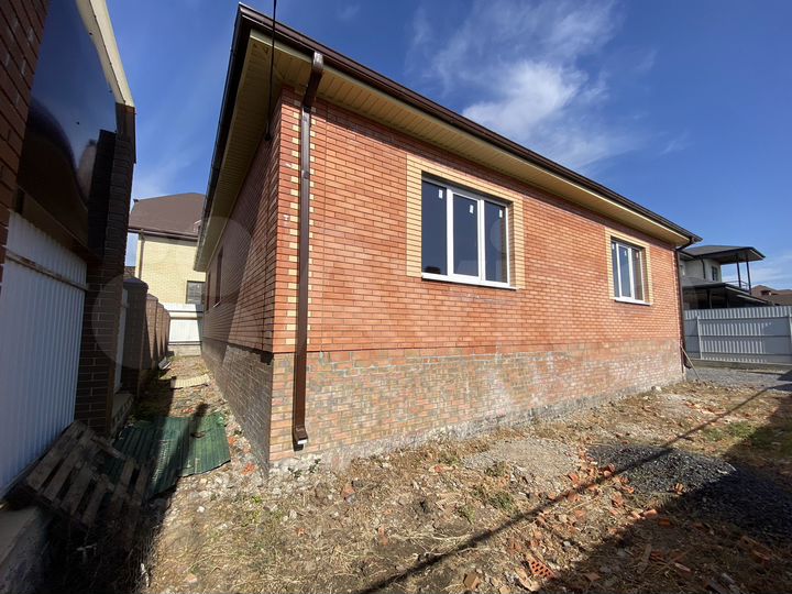 Дом 140 м² на участке 4 сот.