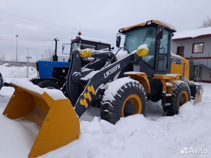 Фронтальный погрузчик XCMG LW300FN, 2022