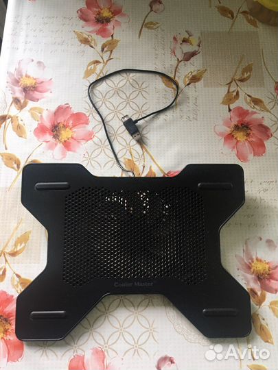 Подставка с охлаждением для ноутбука