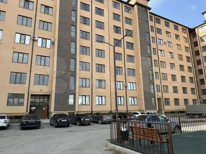 2-к. квартира, 72 м², 3/8 эт.