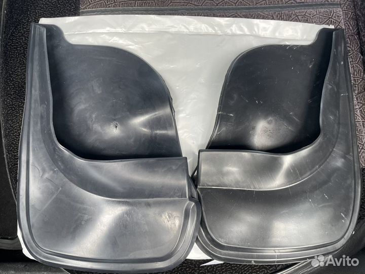 Брызговики универсальные