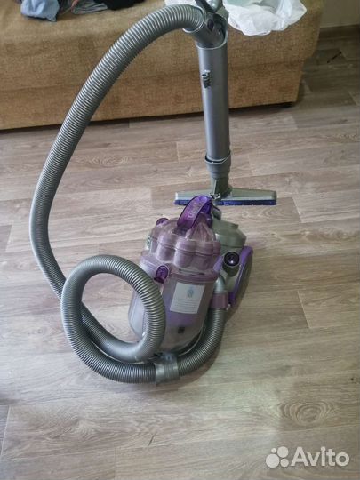 Пылесос Dyson