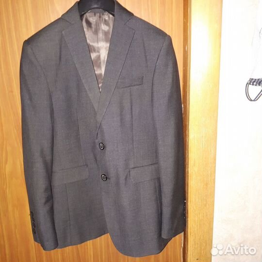 Школьный костюм