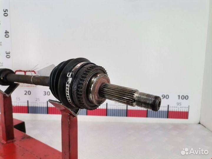 Полуось передняя правая Mitsubishi Space Star 1999