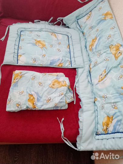 Бортики в детскую кроватку с балдахином