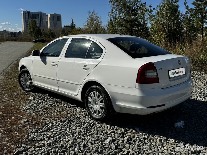 Skoda Octavia 1.6 AT, 2011, 141 000 км