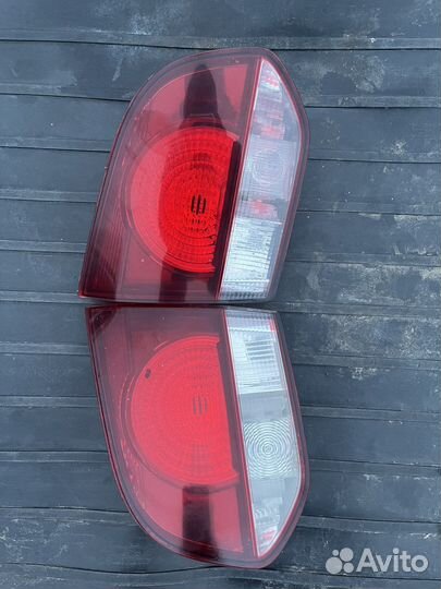 Фонарь в крышку багажника Фольксваген гольф 6