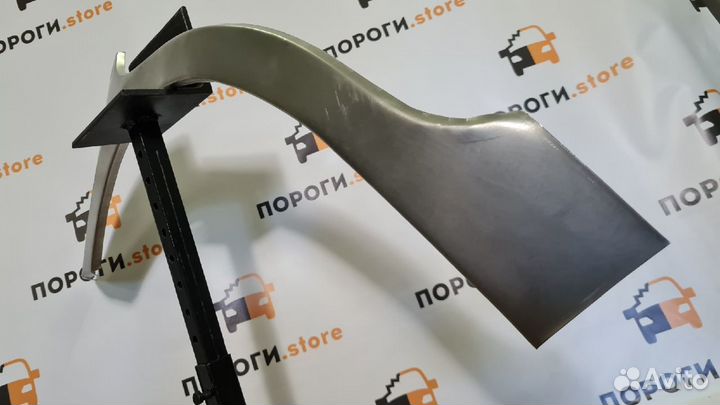 Ремонтная арка правого крыла Ford Focus 2 седан