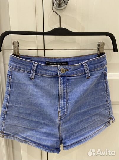 Джинсовые шорты