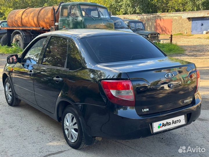 LADA Granta 1.6 МТ, 2012, 166 200 км