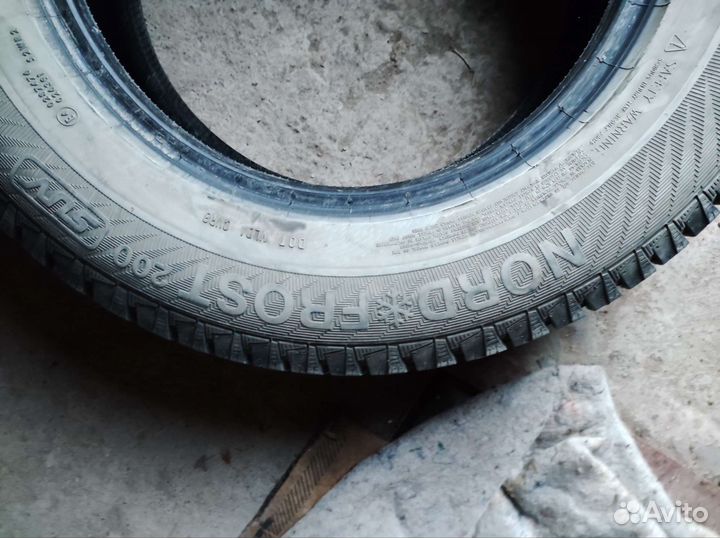 Gislaved Nord Frost 200 SUV 215/70 R16 100T