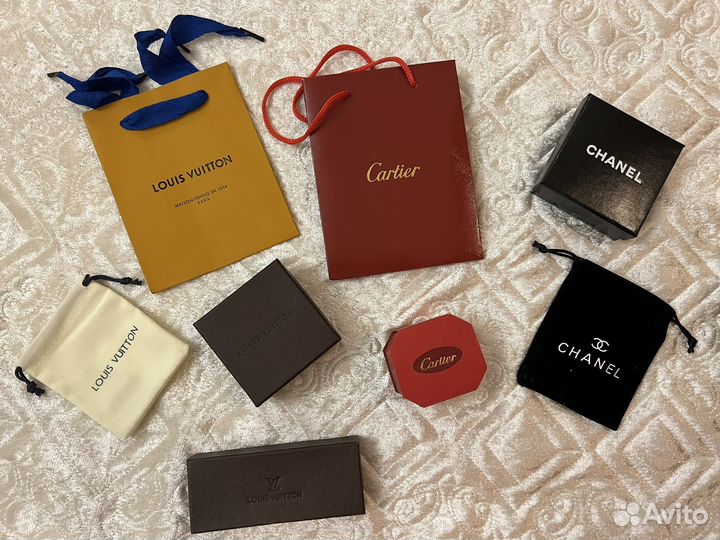 Коробки пустые под подарки