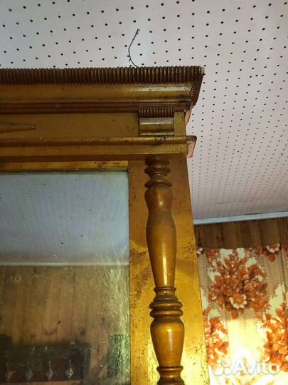 Трюмо с зеркалом старинное
