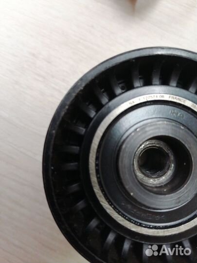 Ролик промежуточный грм Пежо-Ситроен TU5JP4 NFU1.6