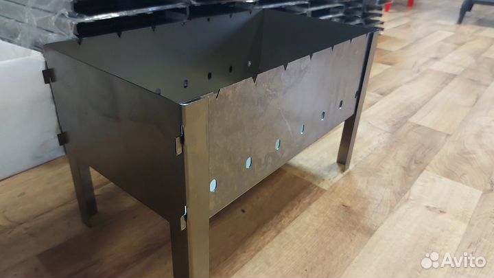 Мангал сборный для приготовления шашлыка