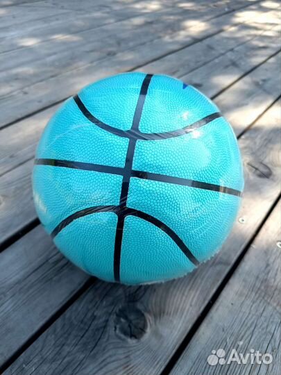 Баскетбольный мяч новый из кожи