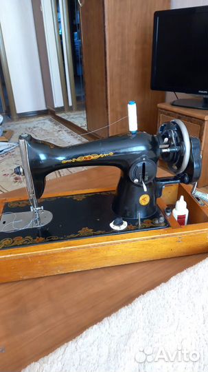 Швейная машинка