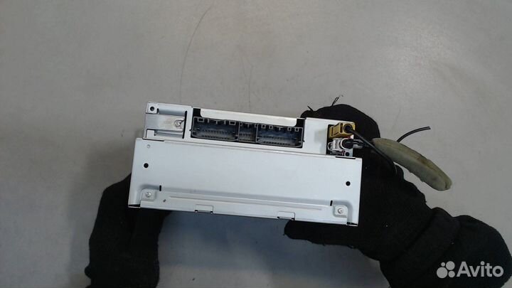 Магнитола Dodge Durango, 2008