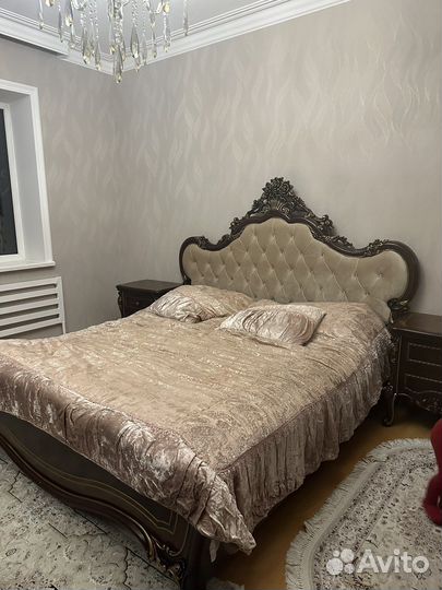 Спальный гарнитур