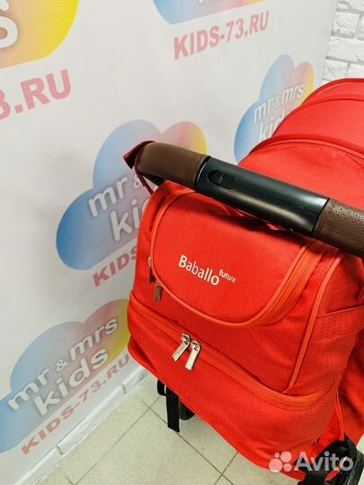 Прогулочная коляска новая