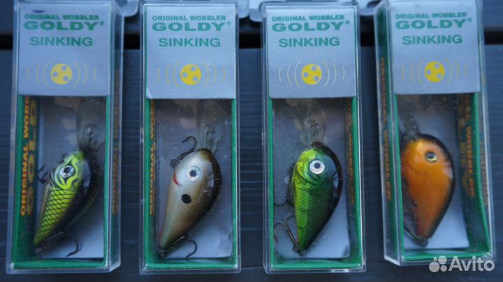 Мини Воблеры Goldy и Rebel и резина Soft Lures