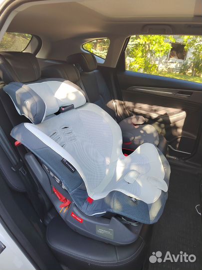 Автокресло Carmate Ailebebe Swing Moon