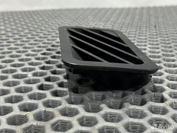 Решетка вентиляционная передняя Bmw X5 E53 M62B46