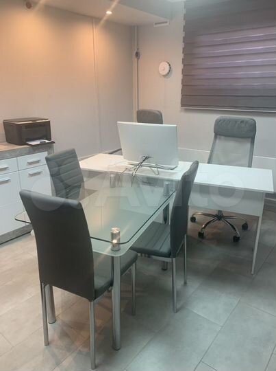 Торговая площадь, 14 м²