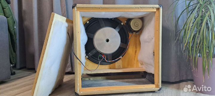 Кабинет басовый. Мастеровой. Англия, 96г