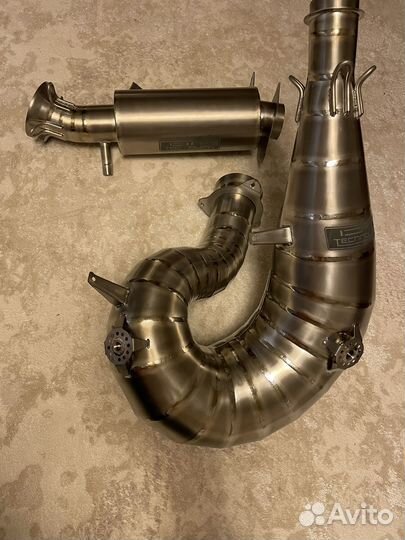 Титановая выпускная система 850 E-TEC Turbo