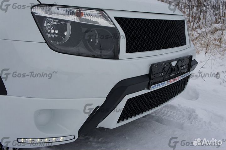 Решетка радиатора Bentley Style на Renault Duster