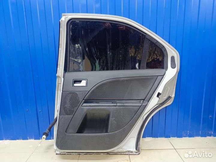 Дверь задняя правая Ford Mondeo 3 1.8 chbb 2001